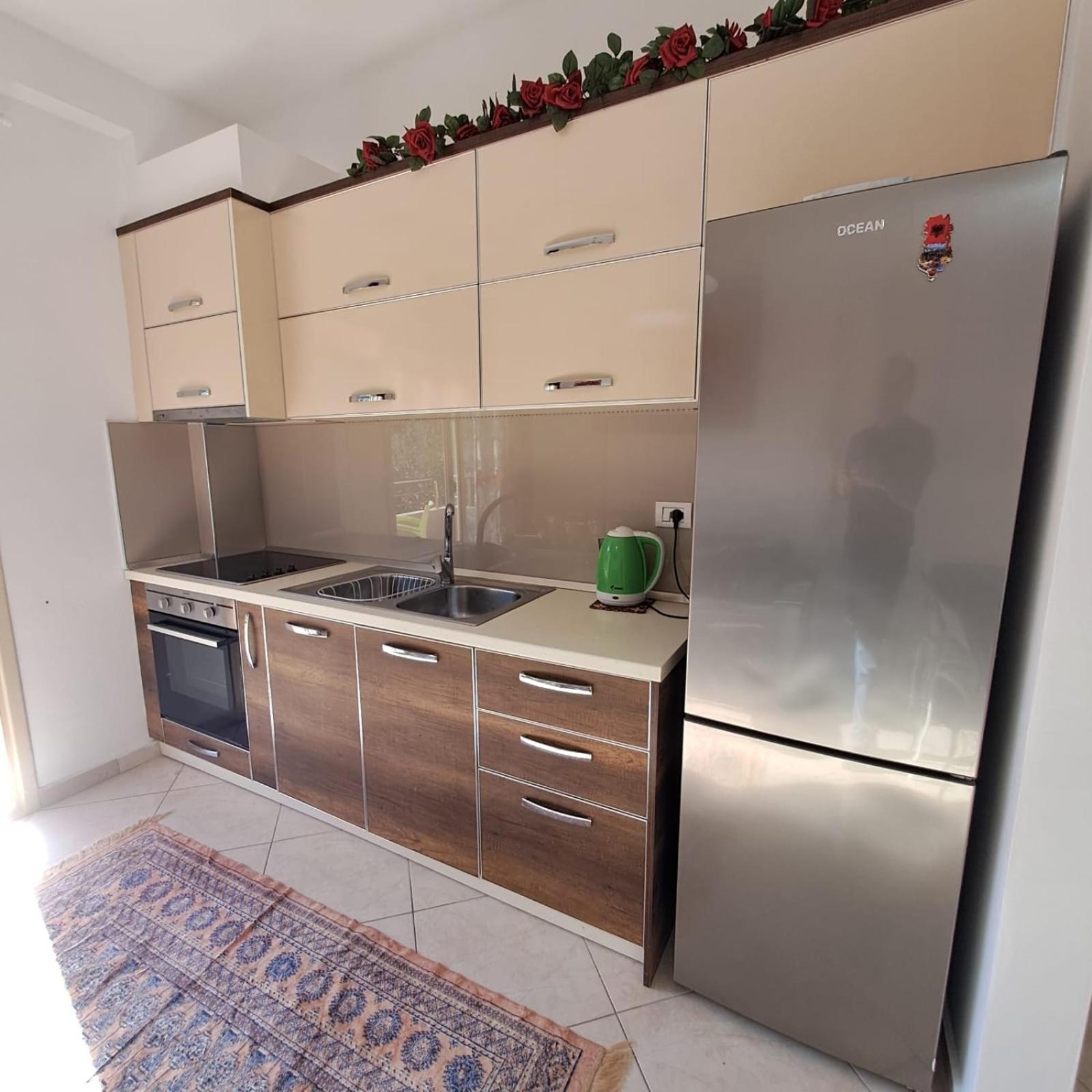 Flowers & Green 2 Bedrooms Apartment & Box Garage Vlorë Exterior foto
